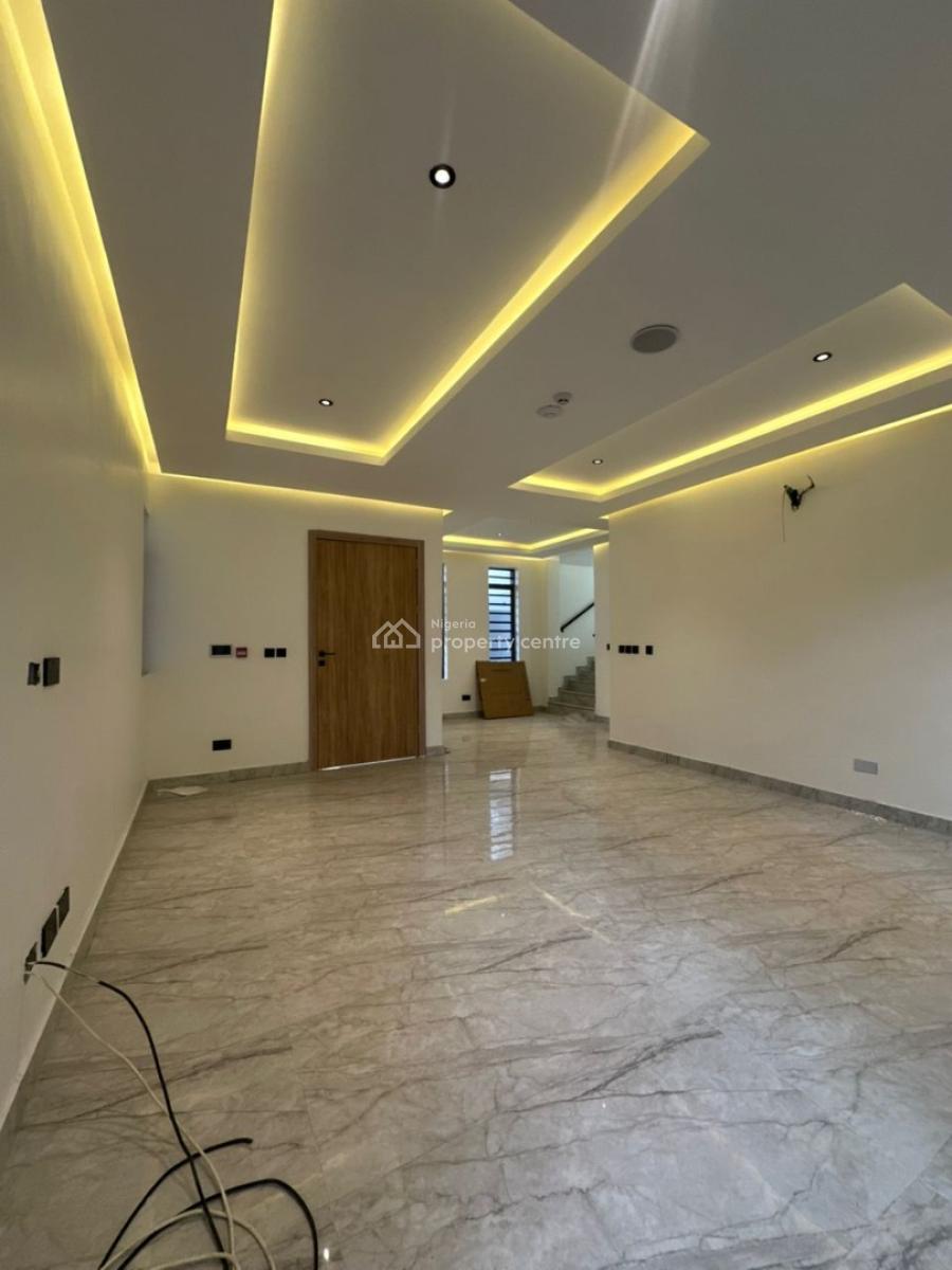 Fully Smart 4 Bedroom Terrace, Lekki Phase 1, Lekki, Lagos, Terraced Duplex for Sale
