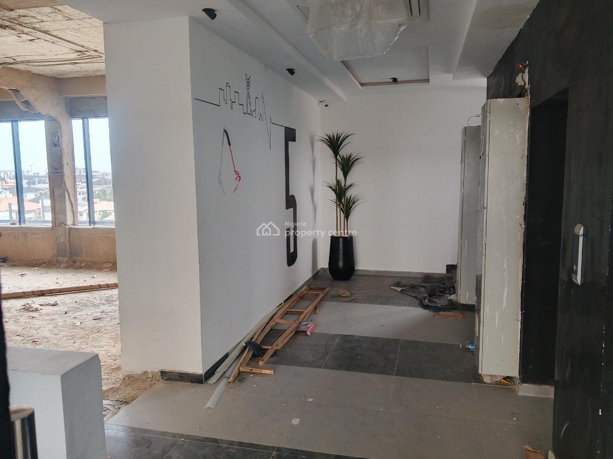 25 Sq Mts 5th Floor Shop Space in a Serviced Shopping Mall, Admiralty Way, Lekki Phase 1, Lekki, Lagos, Shop for Rent