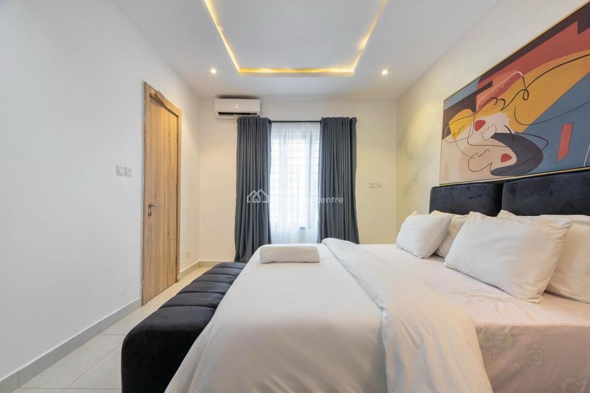 Luxurious Sea View 3 Bed Apartment, Off Admiralty Way, Lekki Phase 1, Lekki, Lagos, Flat / Apartment Short Let