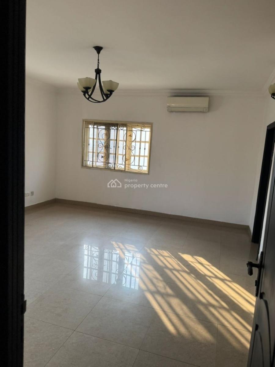 Well Maintained 7 Bedroom Detached Penthouse   and a 2 Bedroom Bq with, Ikoyi, Lagos, Detached Duplex for Rent