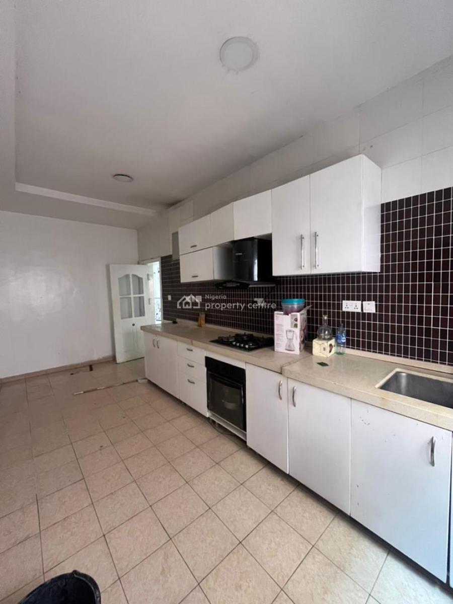 Luxury Service 3 Bedroom Apartment, Lekki Phase 1, Lekki, Lagos, Flat / Apartment for Rent
