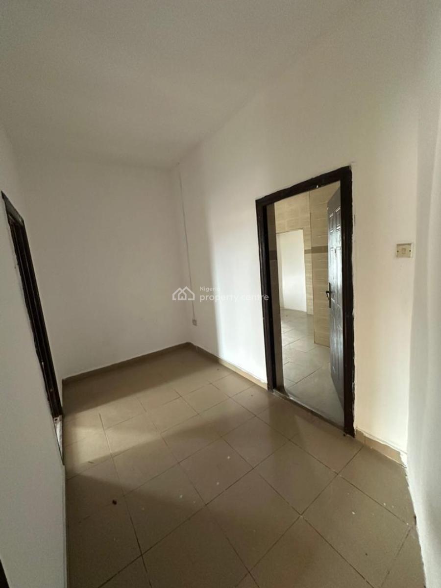Massively Spacious 1bed Mini Flat Apartment, Canal West, Osapa, Lekki, Lagos, Flat / Apartment for Rent