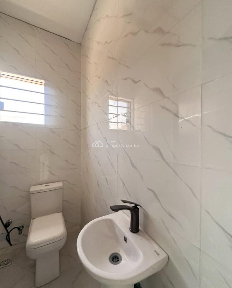 Brand New 2 Bedroom Apartment, Ologolo, Lekki, Lekki, Lagos, Flat / Apartment for Rent