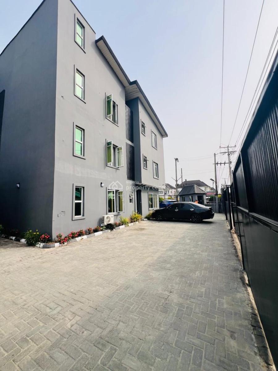 Unfurnished 2 Bedroom Apartment, Ologolo, Lekki, Lagos, Flat / Apartment for Rent
