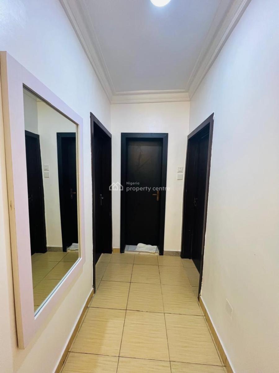 Unfurnished 2 Bedroom Apartment, Ologolo, Lekki, Lagos, Flat / Apartment for Rent