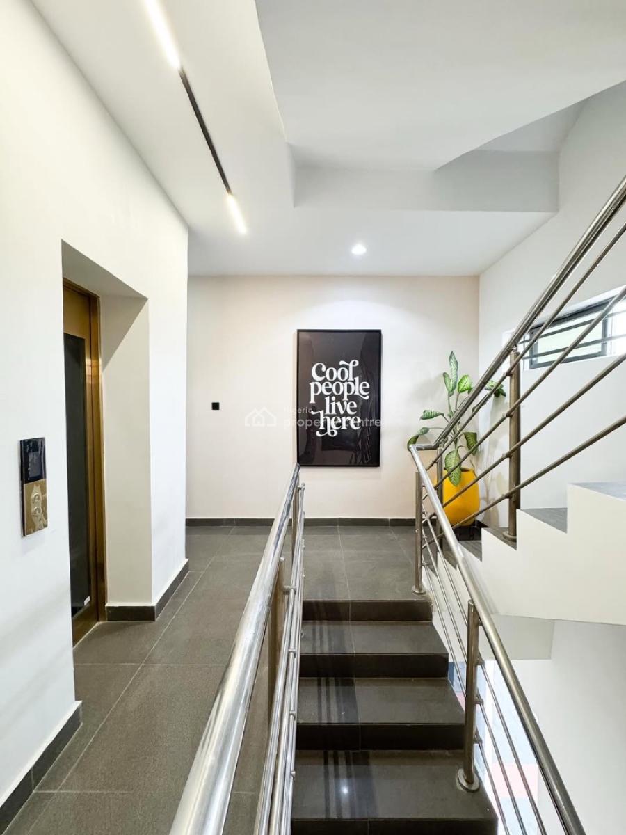 Lovely 3 Bedroom Apartment with Bq, Lekki Phase 1, Lekki Phase 1, Lekki, Lagos, Block of Flats for Sale