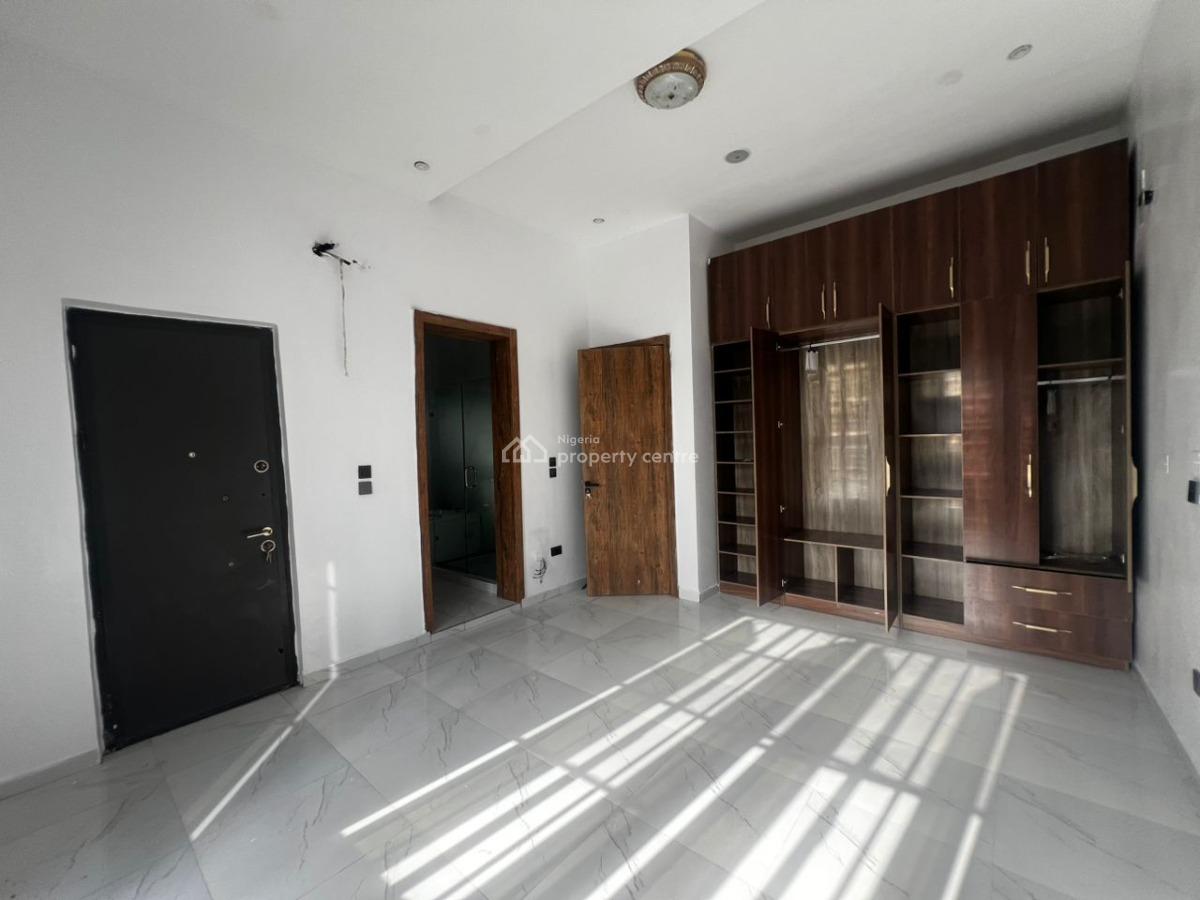 Newly Renovated 4 Bedroom Terrace House in a Secure Environment, Ologolo, Lekki, Lagos, Terraced Duplex for Rent