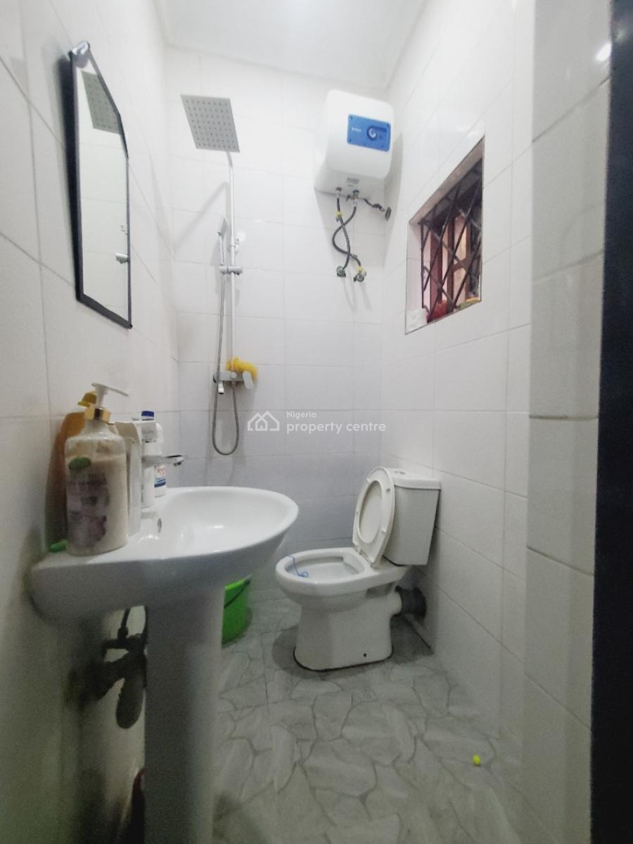 Superluxury 1bedroom Flat on The  G-floor, By American Int’l School, Durumi, Abuja, Mini Flat (room and Parlour) for Rent