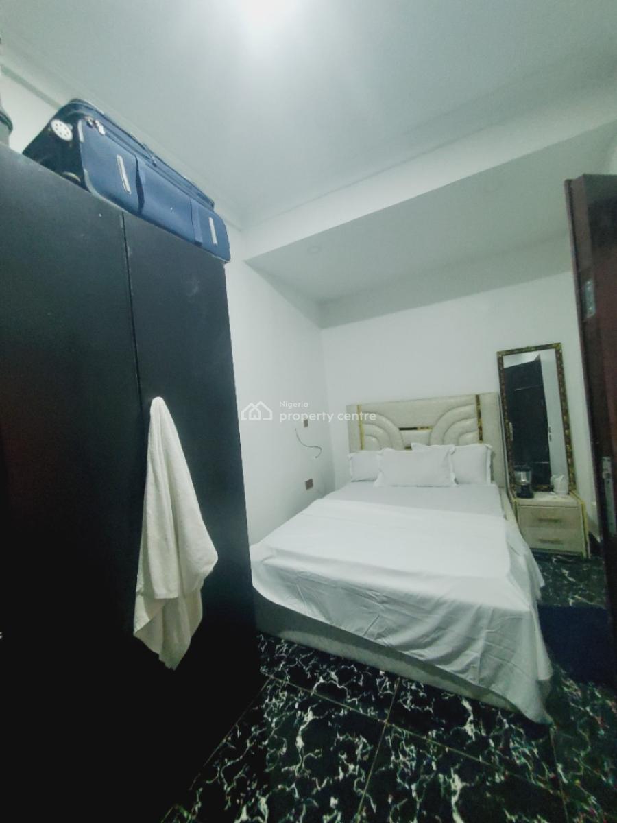 Superluxury 1bedroom Flat on The  G-floor, By American Int’l School, Durumi, Abuja, Mini Flat (room and Parlour) for Rent