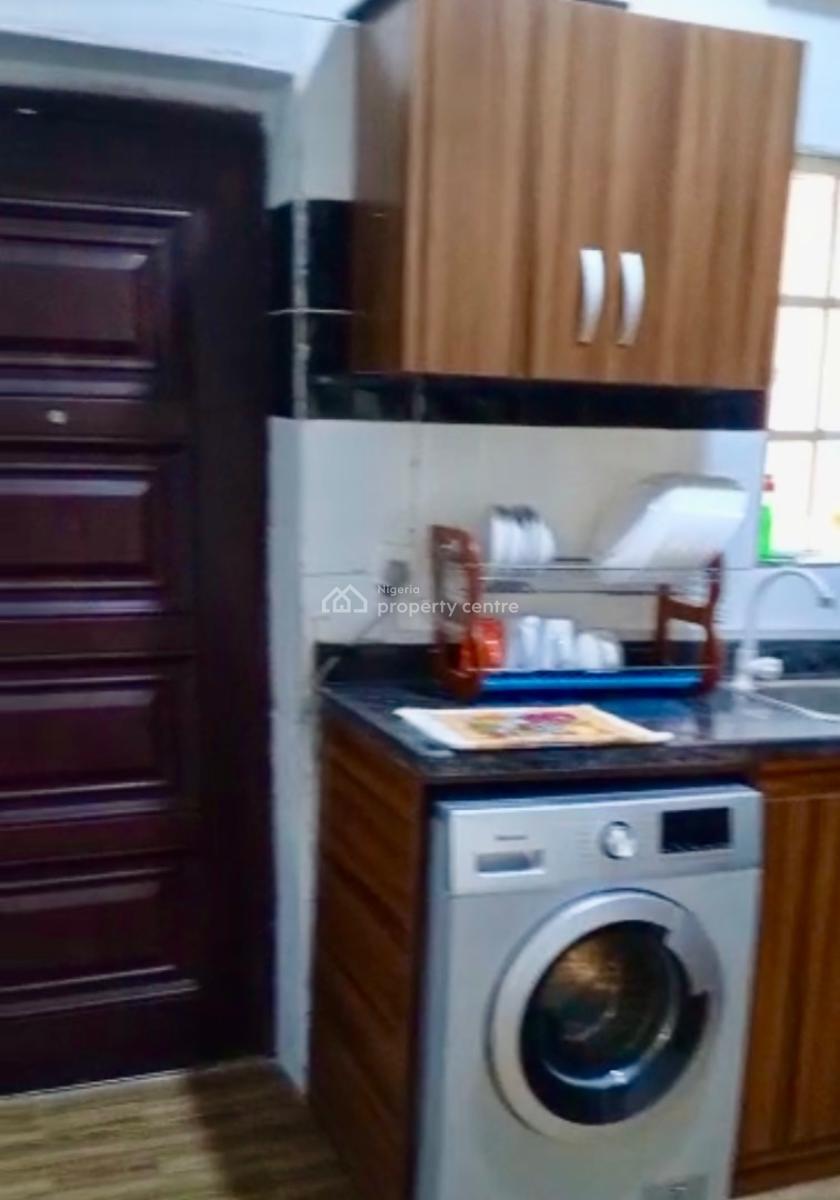 Fully Furnished Self Serviced Has Inverter: Monthly, Quarterly, Yearly, Oniru, Victoria Island (vi), Lagos, Flat / Apartment for Rent