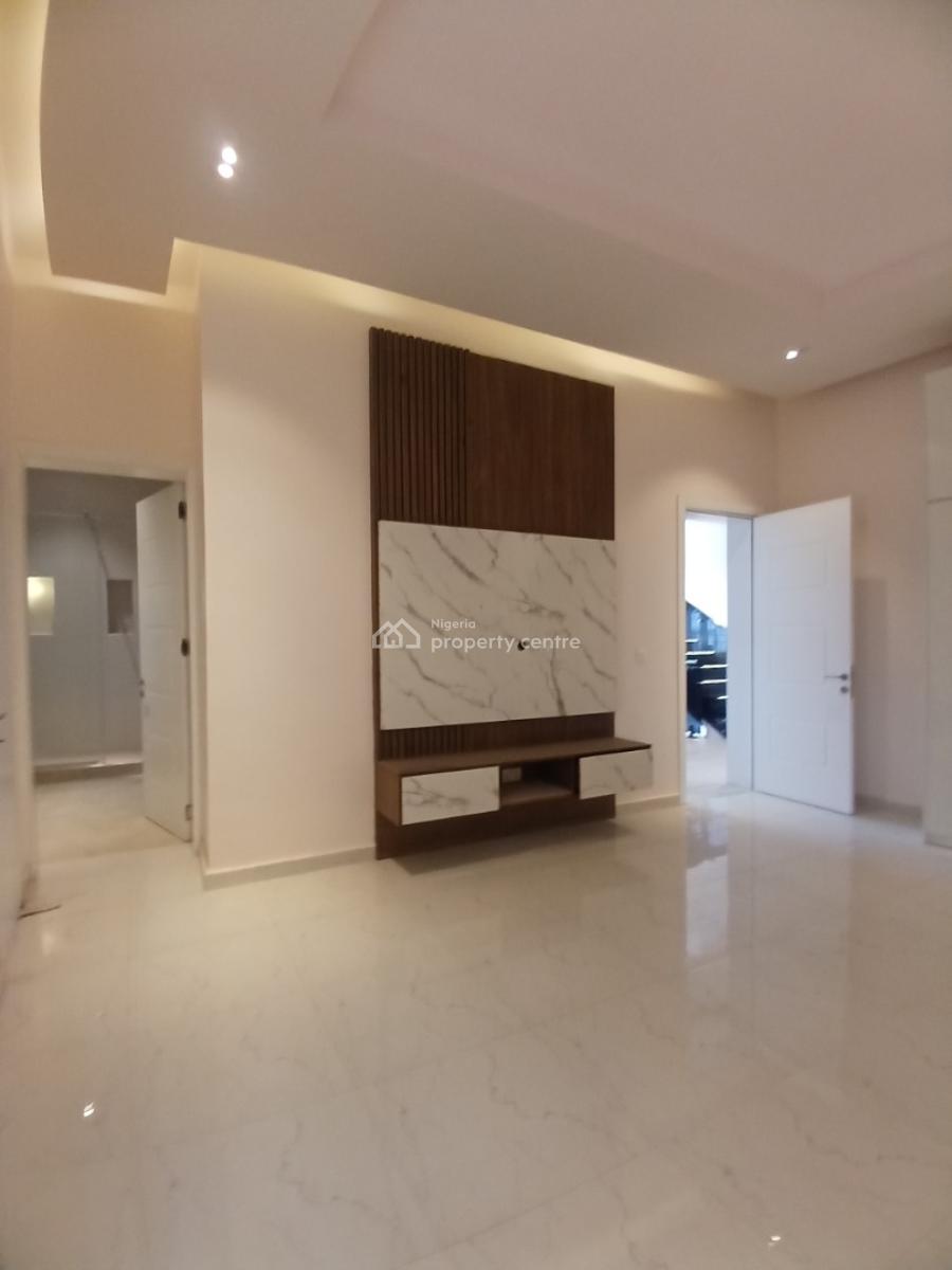 Brand New 4 Bedroom Detached Duplex with  2room Bq, with a  Elevator, Guzape Abuja Diplomatic Zone, Guzape District, Abuja, Detached Duplex for Sale