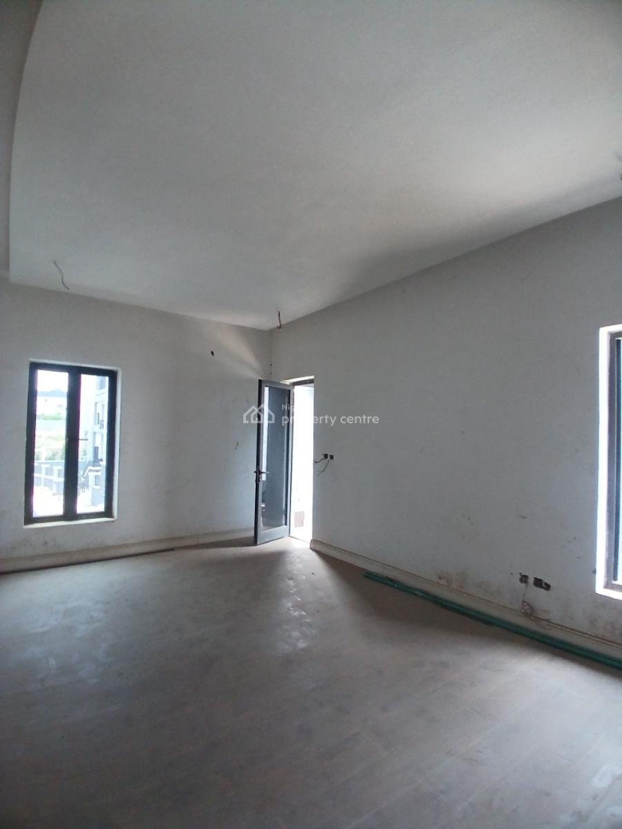 Well Built 5 Bedroom Detached Duplex with a Swimming Pool, Guzape Abuja Diplomatic Zone, Guzape District, Abuja, Detached Duplex for Sale