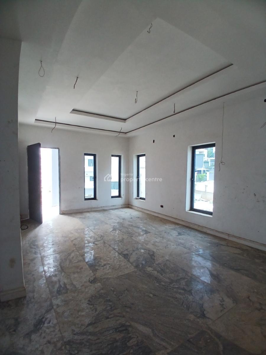 Well Built 5 Bedroom Detached Duplex with a Swimming Pool, Guzape Abuja Diplomatic Zone, Guzape District, Abuja, Detached Duplex for Sale
