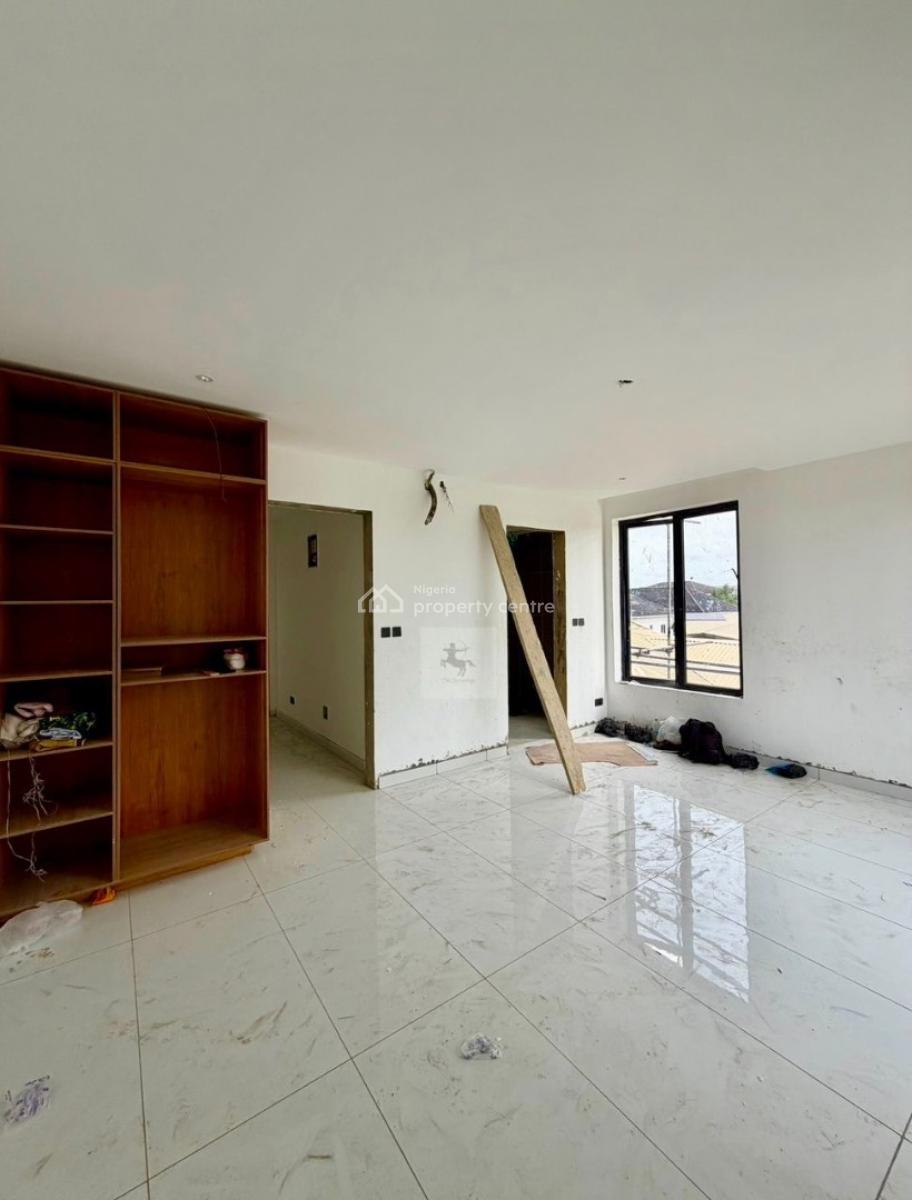 Luxury 2 Bedroom Apartment, Off Admitality Way, Lekki Phase 1, Lekki, Lagos, Flat / Apartment for Sale