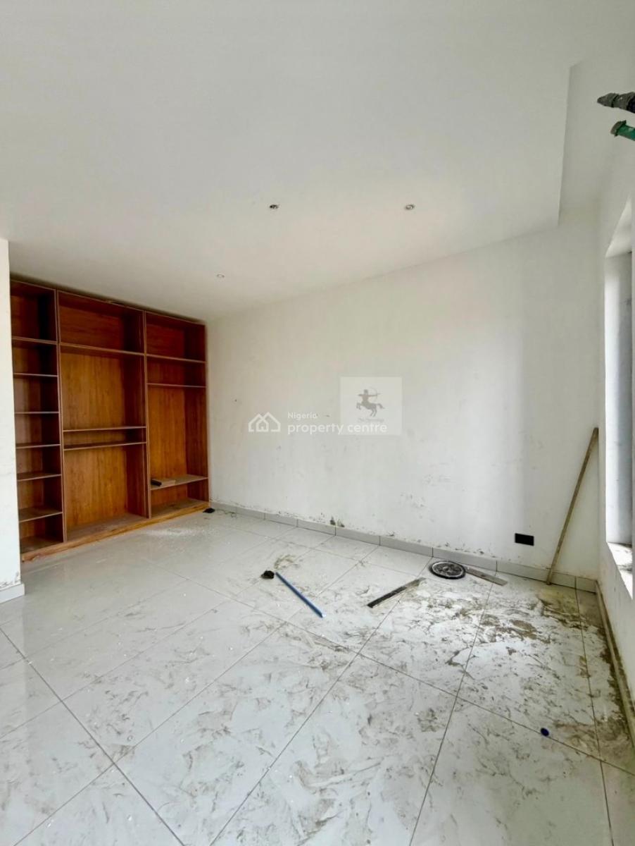 Luxury 2 Bedroom Apartment, Off Admitality Way, Lekki Phase 1, Lekki, Lagos, Flat / Apartment for Sale