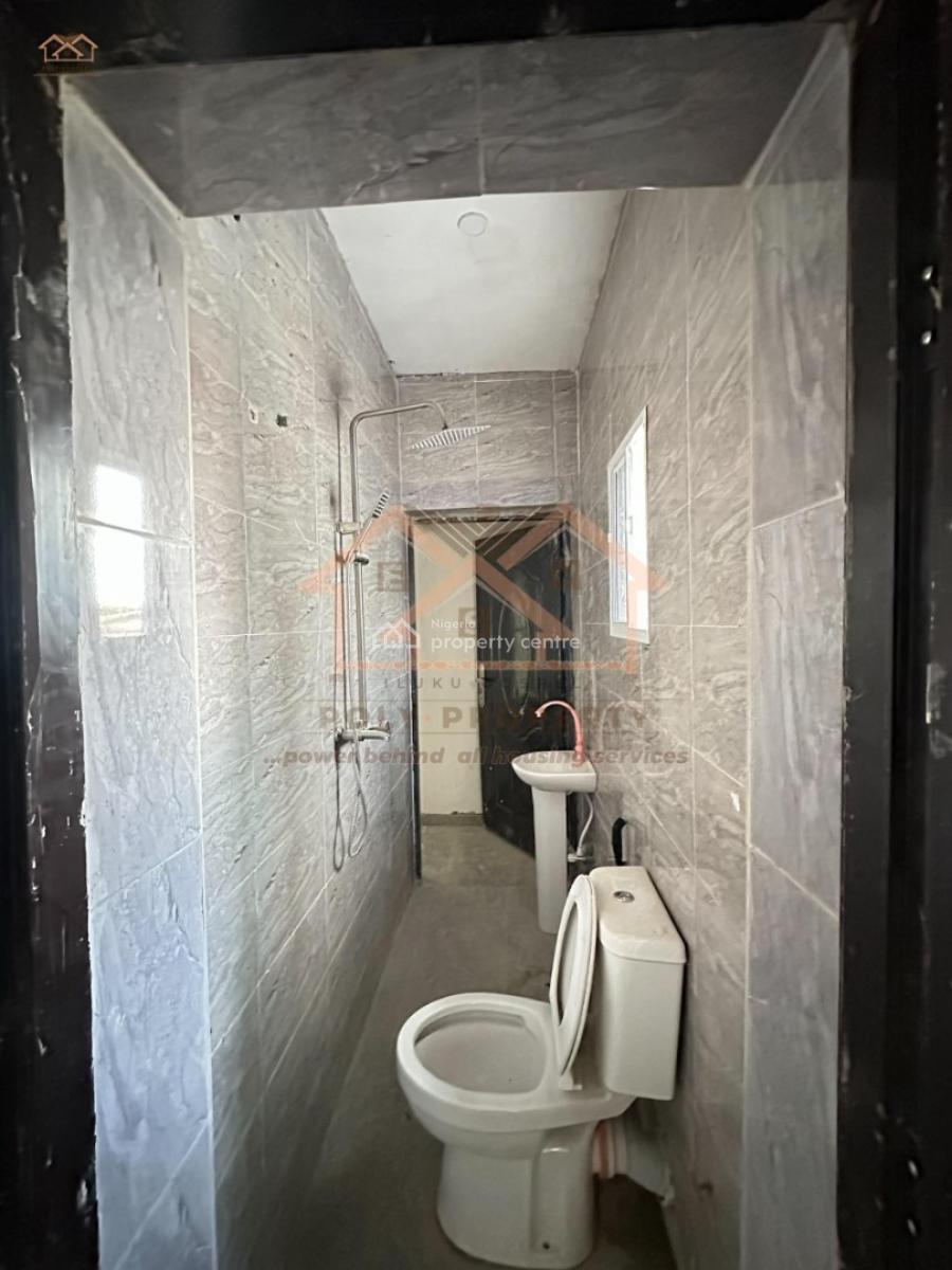 1-bedroom Apartment, Atoyebi Courts, Basorun, Ibadan, Oyo, House for Sale