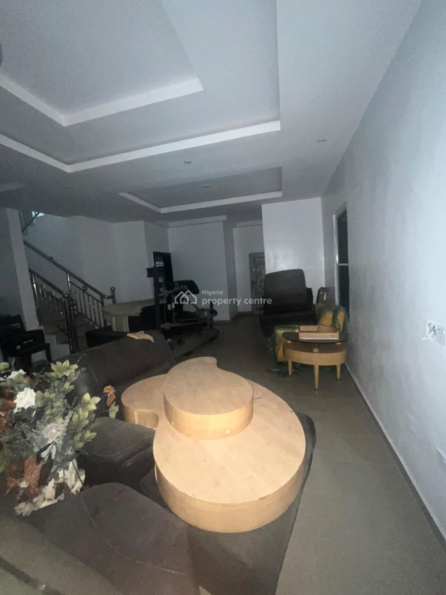 Spacious Miniflat with Visitor Toilet, Chevron Lekki, Lekki, Lagos, Mini Flat (room and Parlour) for Rent