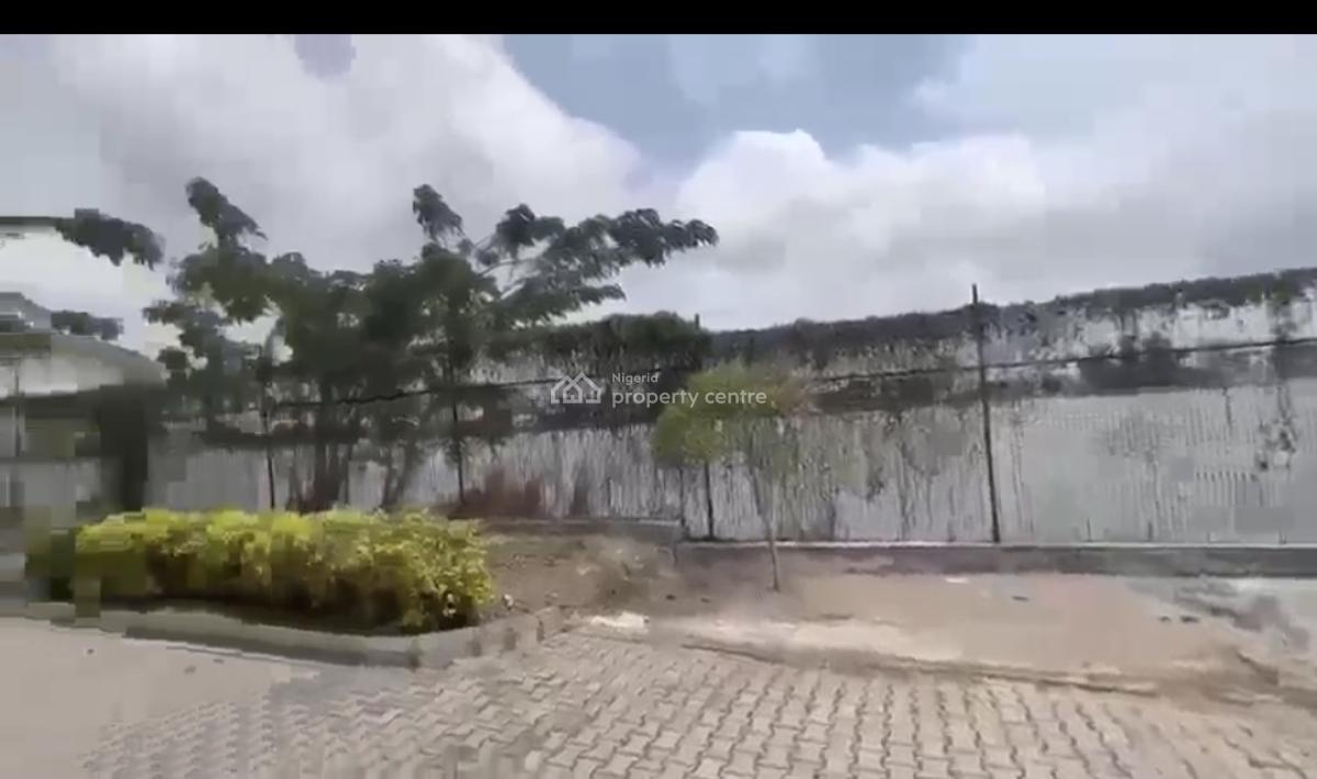 Waterfront 5400sqm   *location:* Oyinkan Abayomi Drive (queens Drive), Oyinkan Abayomi Drive (queens Drive), Old Ikoyi, Ikoyi, Lagos, Mixed-use Land for Sale
