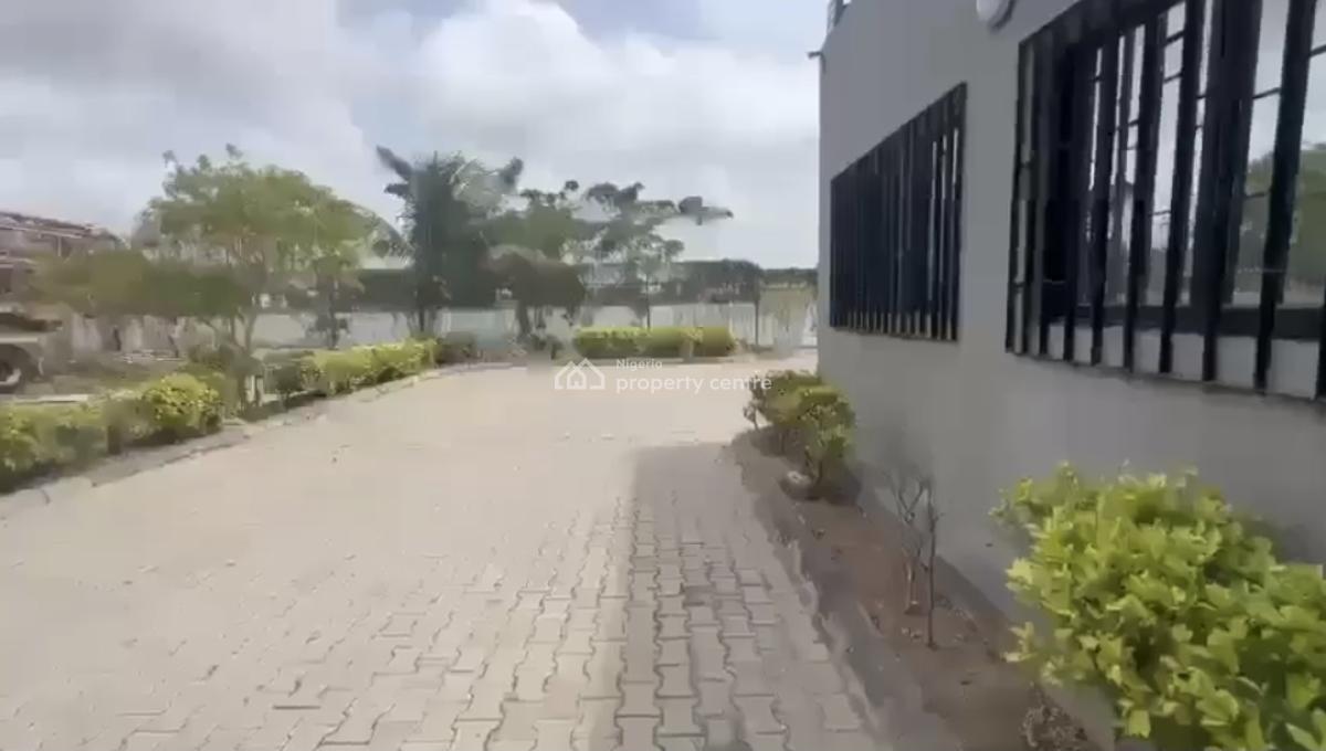 Waterfront 5400sqm   *location:* Oyinkan Abayomi Drive (queens Drive), Oyinkan Abayomi Drive (queens Drive), Old Ikoyi, Ikoyi, Lagos, Mixed-use Land for Sale