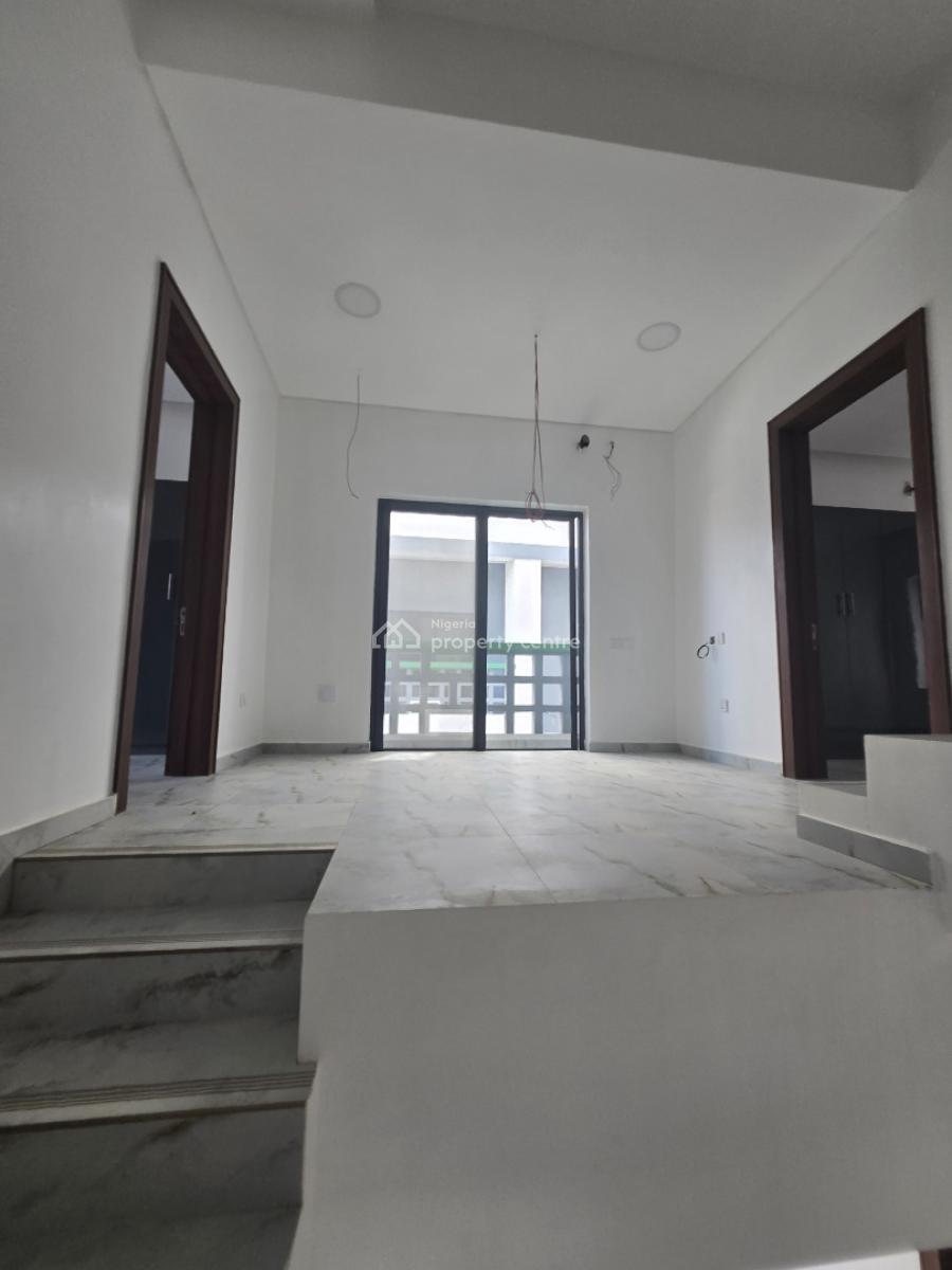 Luxury Newly Build 4-bedeoom Terrace with Lekki, Offadmiralty, Leaking Phase 1, Lekki, Lagos, Terraced Duplex for Sale