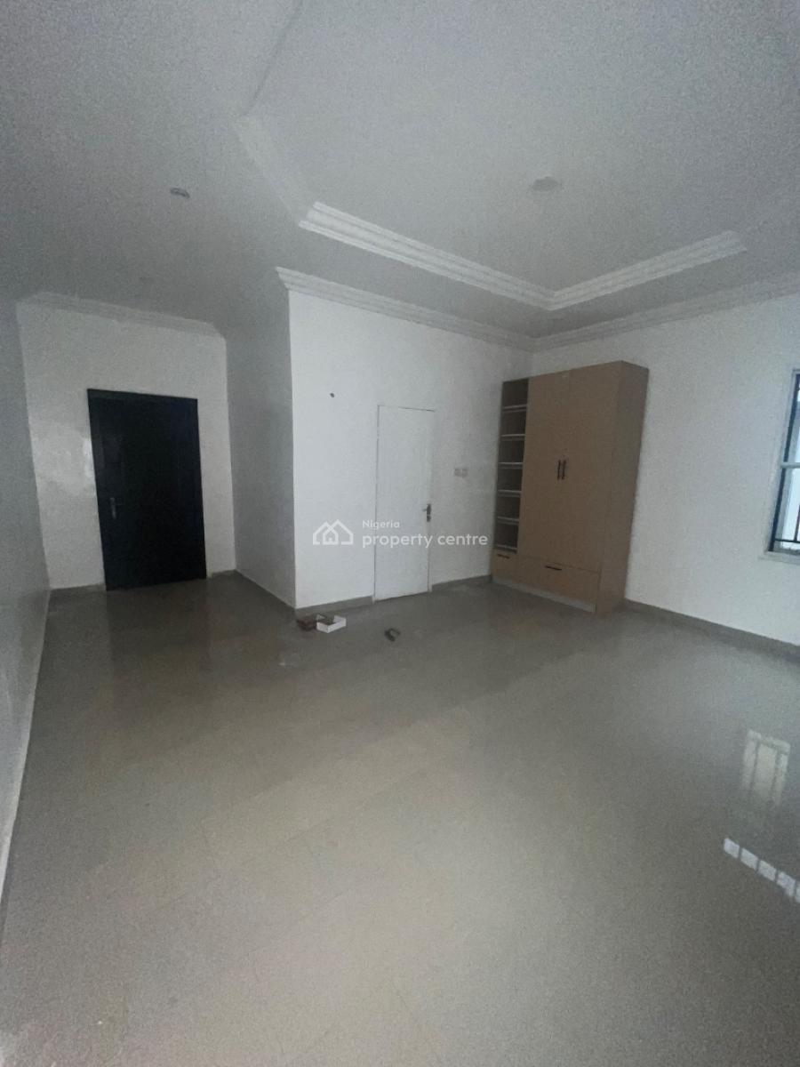 Parlour & En-suite Masters Bedroom with Balcony, Chevron Lekki, Lekki, Lagos, Mini Flat (room and Parlour) for Rent