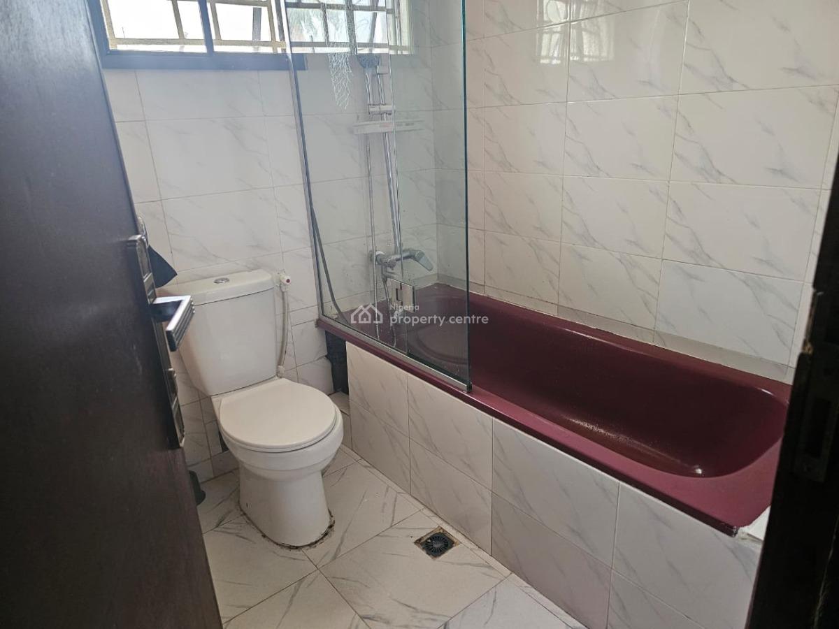 a Lovely Spacious 3 Bedroom Flat Ensuite Ground Floor, Femi Okunu Estate 3, Lekki Phase 2, Lekki, Lagos, Flat / Apartment for Sale
