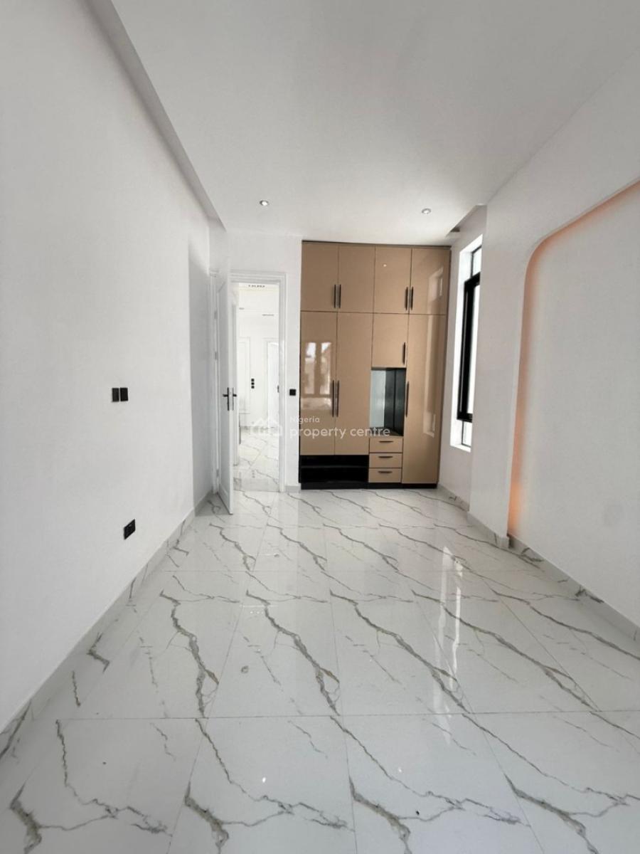 4 Bedroom Fully Detached Home with Swimming Pool, Lekki, Lagos, Detached Duplex for Sale