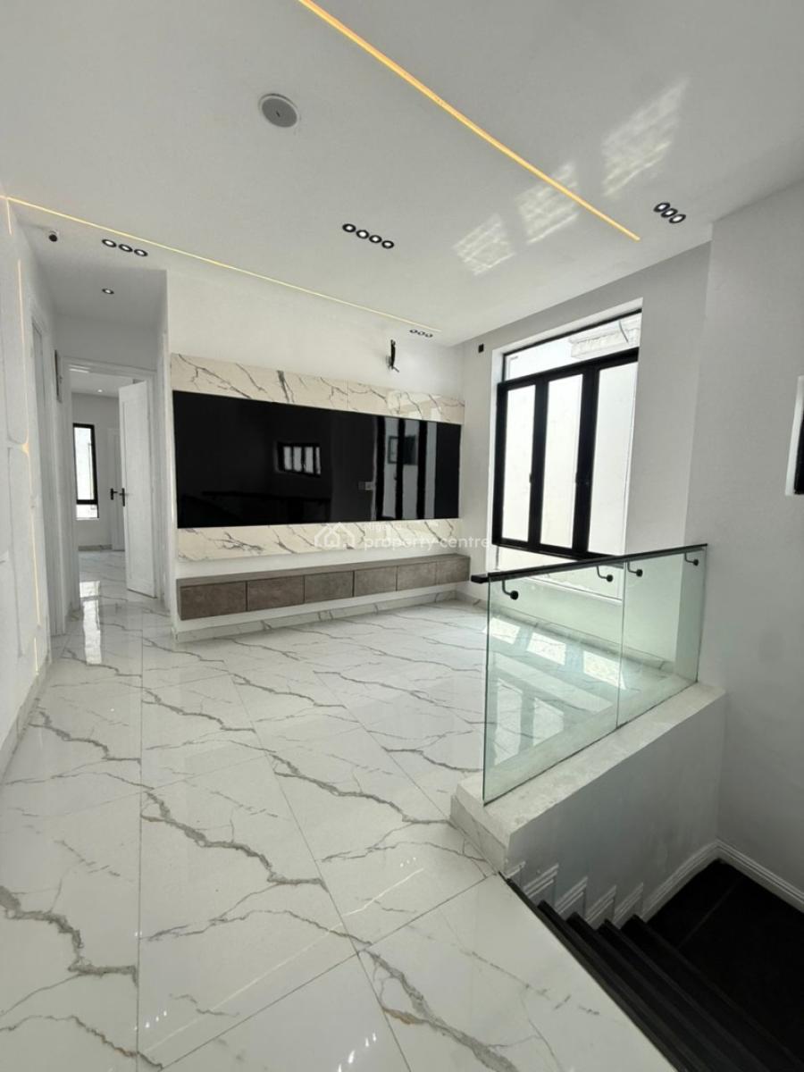 4 Bedroom Fully Detached Home with Swimming Pool, Lekki, Lagos, Detached Duplex for Sale