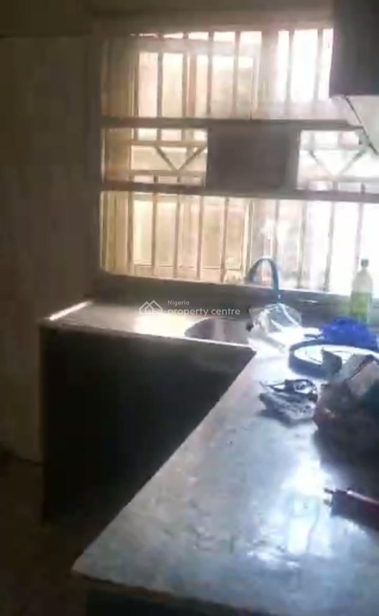 Spacious Decent 3 Bedroom Flat Upstairs, Off Olufemi Street, Surulere, Lagos, Flat / Apartment for Rent