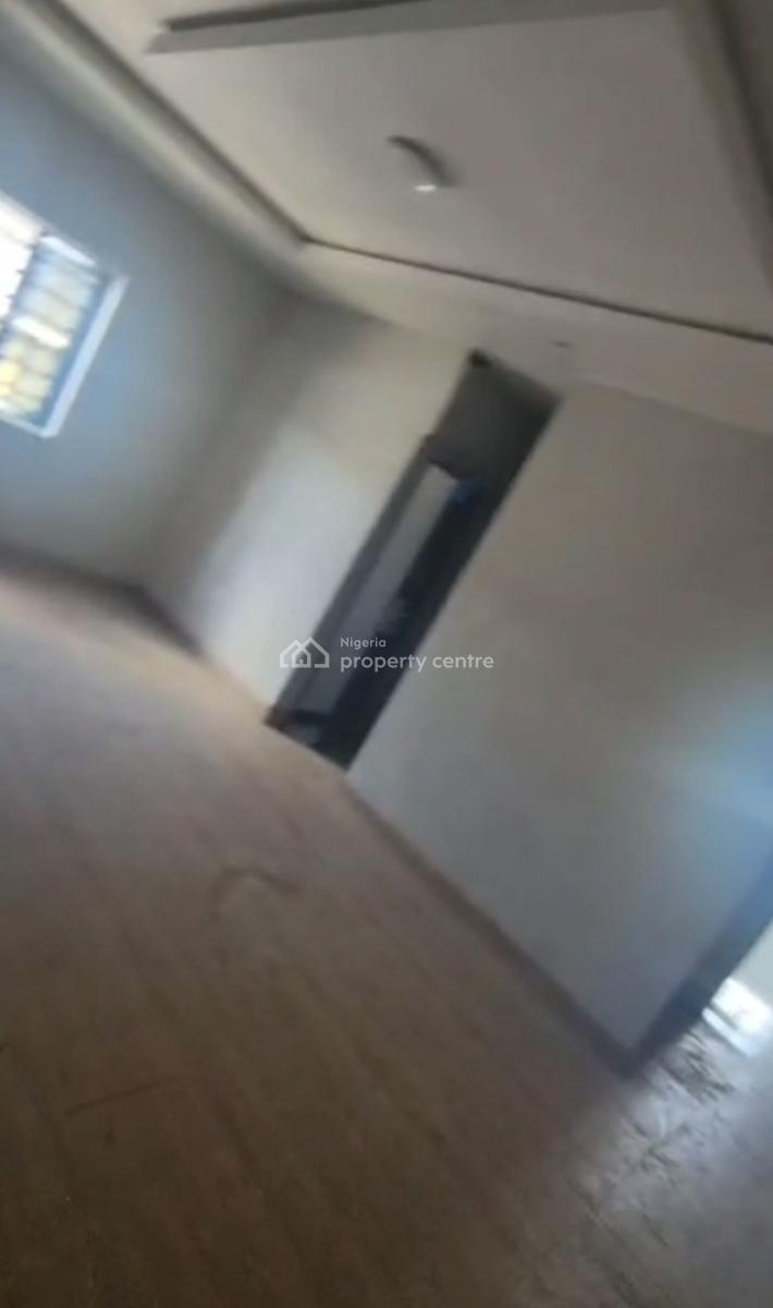 Newly Built, Executive, Standard Spacious 2 Bedroom Apartment Upstairs, Off Morrocco Road,, Shomolu, Lagos, Flat / Apartment for Rent