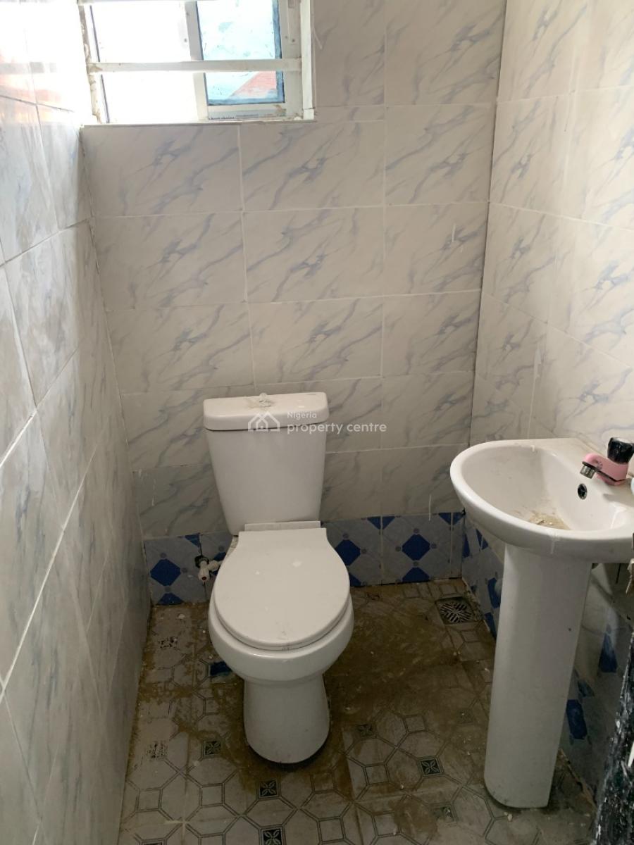Brand New 2 Bedroom Upstairs with Pop Finishing, Abijo Gra, Ajah, Lagos, Flat / Apartment for Rent