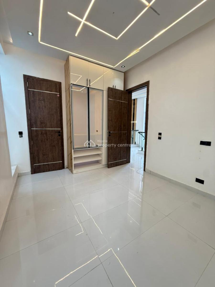 5 Bedroom Fully Detached Luxury Home with Bq & Swimming Pool, Ajah, Lagos, Detached Duplex for Sale