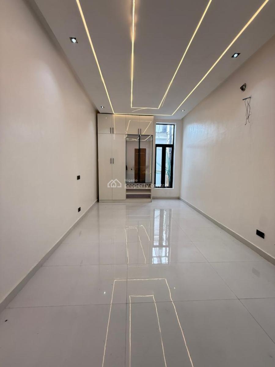5 Bedroom Fully Detached Luxury Home with Bq & Swimming Pool, Ajah, Lagos, Detached Duplex for Sale