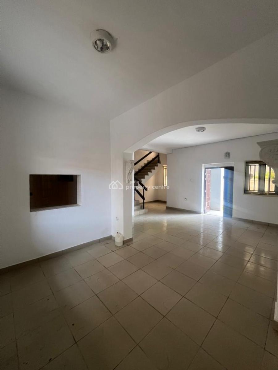 Affordable 3-bedroom Terrace Duplex in Prime Ikate (self-serviced), Ikate, Lekki, Lagos, Terraced Duplex for Rent