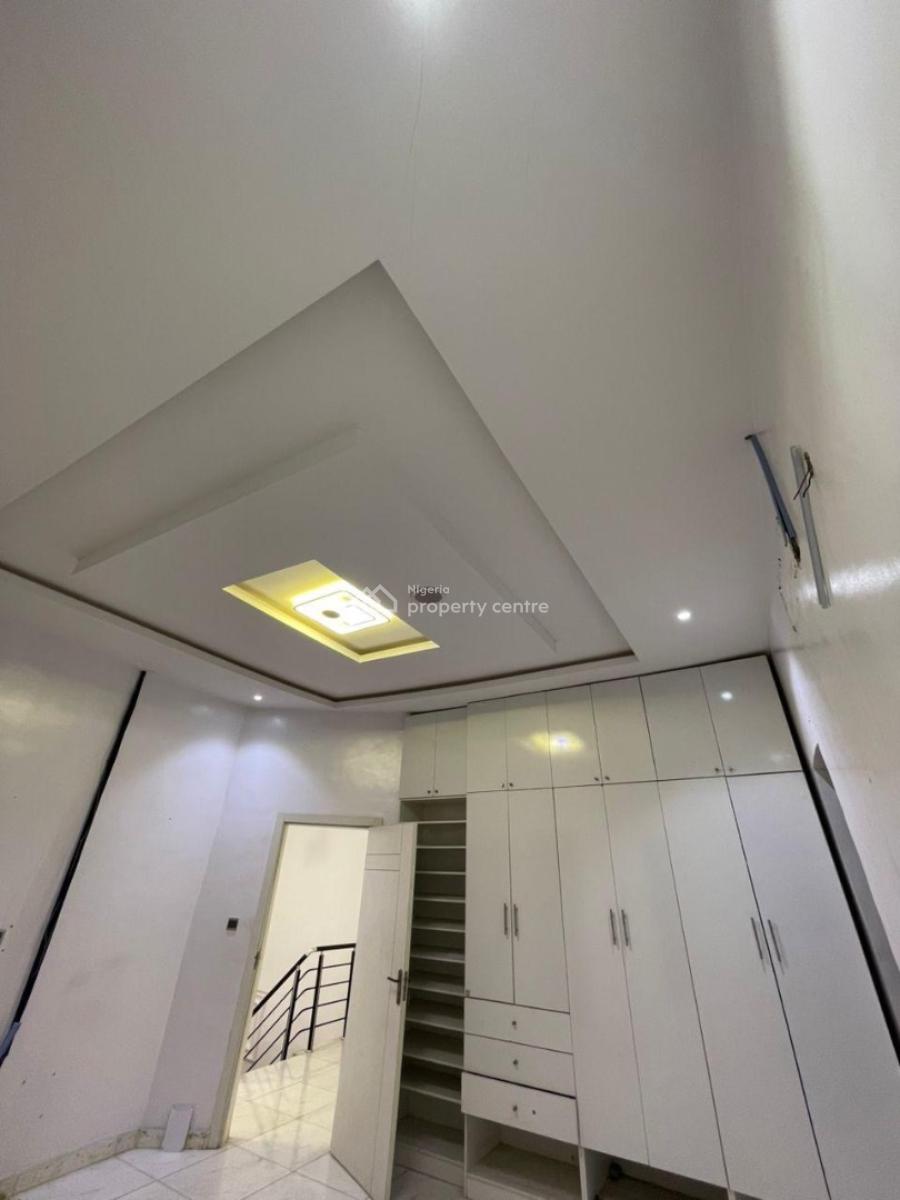 Masters Bedroom with Private Lounge, Lekky County Ikota Lekki Lagos, Ikota, Lekki, Lagos, Flat / Apartment for Rent