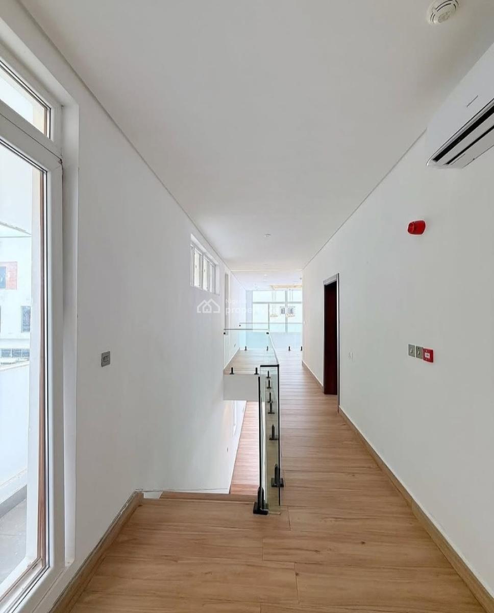 5, Pinnock Beach Estate, Before Chevron Drive 2nd Toll, Osapa, Lekki, Lagos, House for Rent