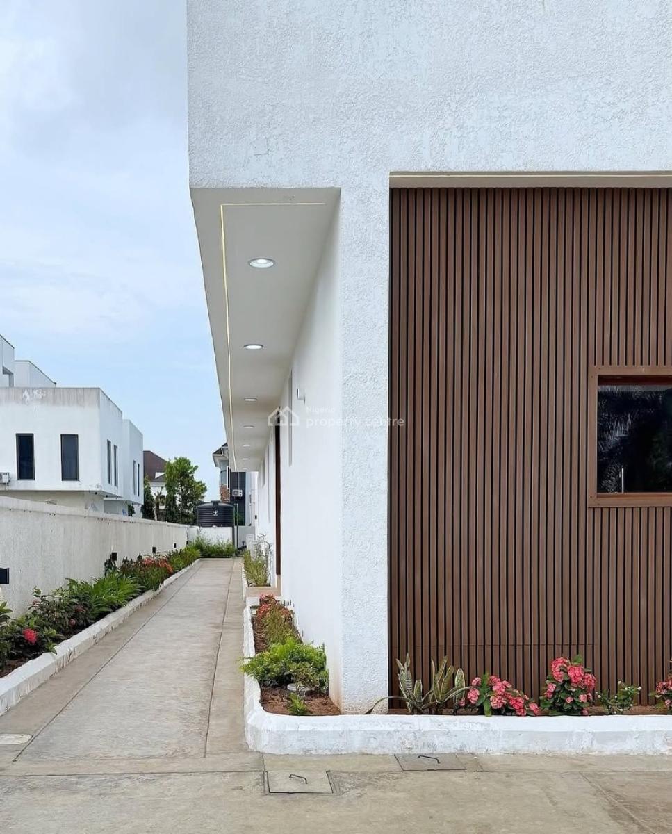 5, Pinnock Beach Estate, Before Chevron Drive 2nd Toll, Osapa, Lekki, Lagos, House for Rent