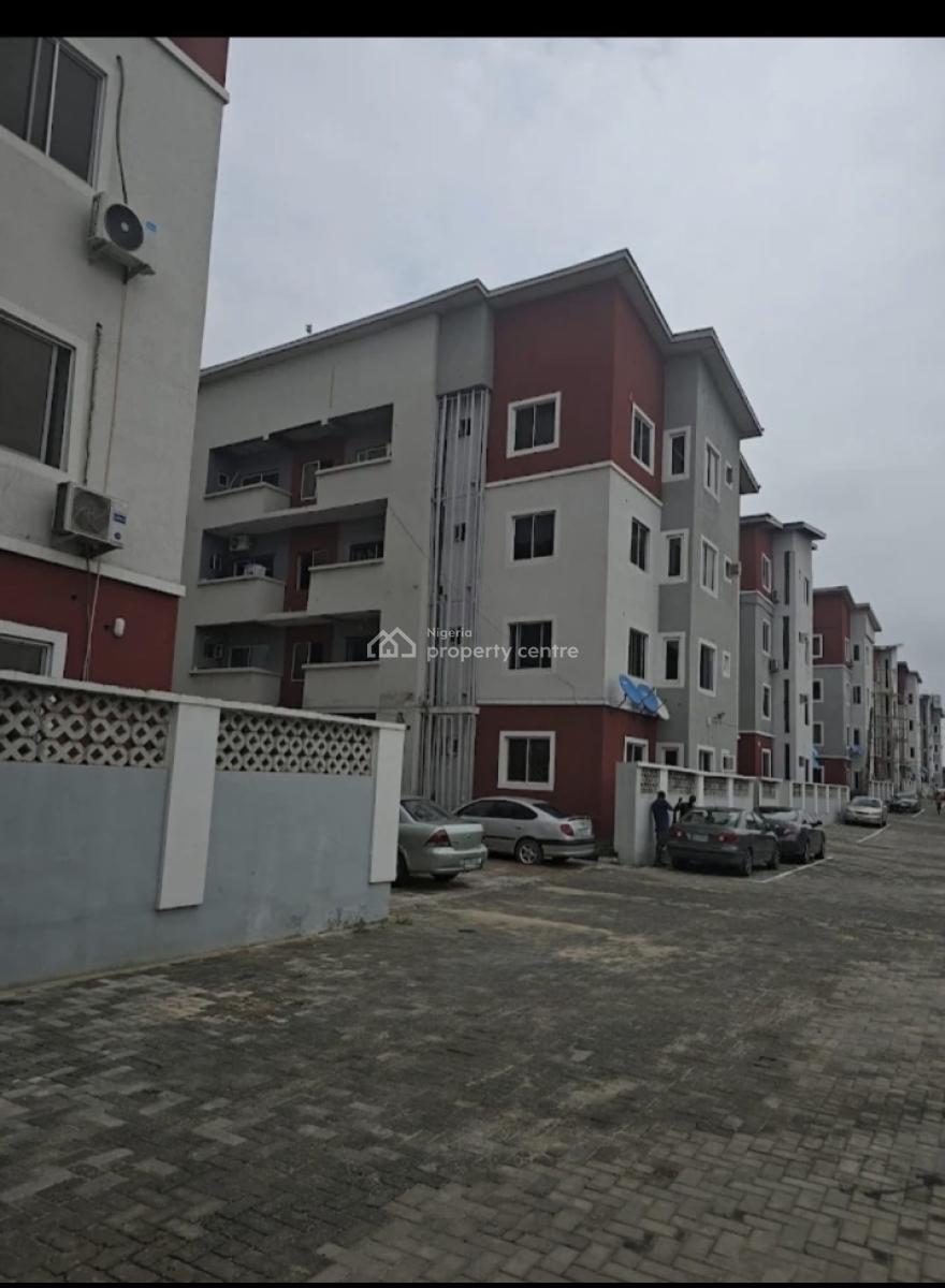 Nice 3bedroom Apartment  with a Bq . in a Well Gated Apartment, Ketu, Lagos, Flat / Apartment for Sale
