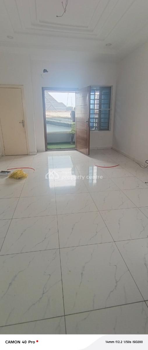 Beautiful Two Bedroom Flat Upstairs in Bera Estate Off Chevron Drive, Bera Estate, Lekki, Lagos, Flat / Apartment for Rent