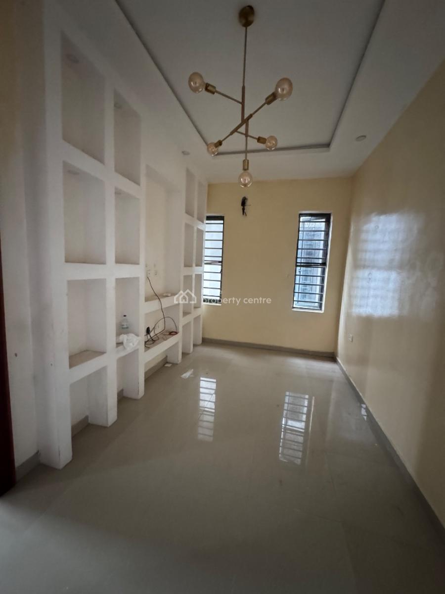 Masters with a Mini Parlor, Royal Pine Estate, Lekki Expressway, Lekki, Lagos, Mini Flat (room and Parlour) for Rent