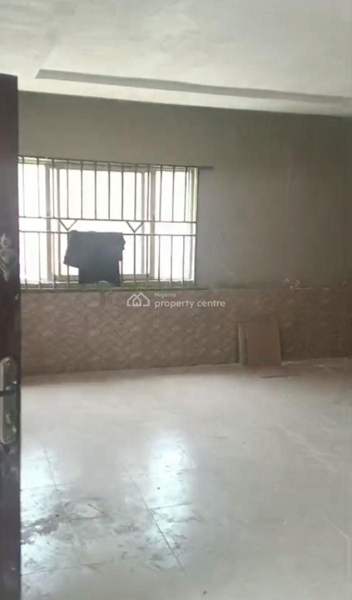 Standard Spacious 3 Bedroom Apartment, Ojokoro, Ifako-ijaiye, Lagos, Flat / Apartment for Rent
