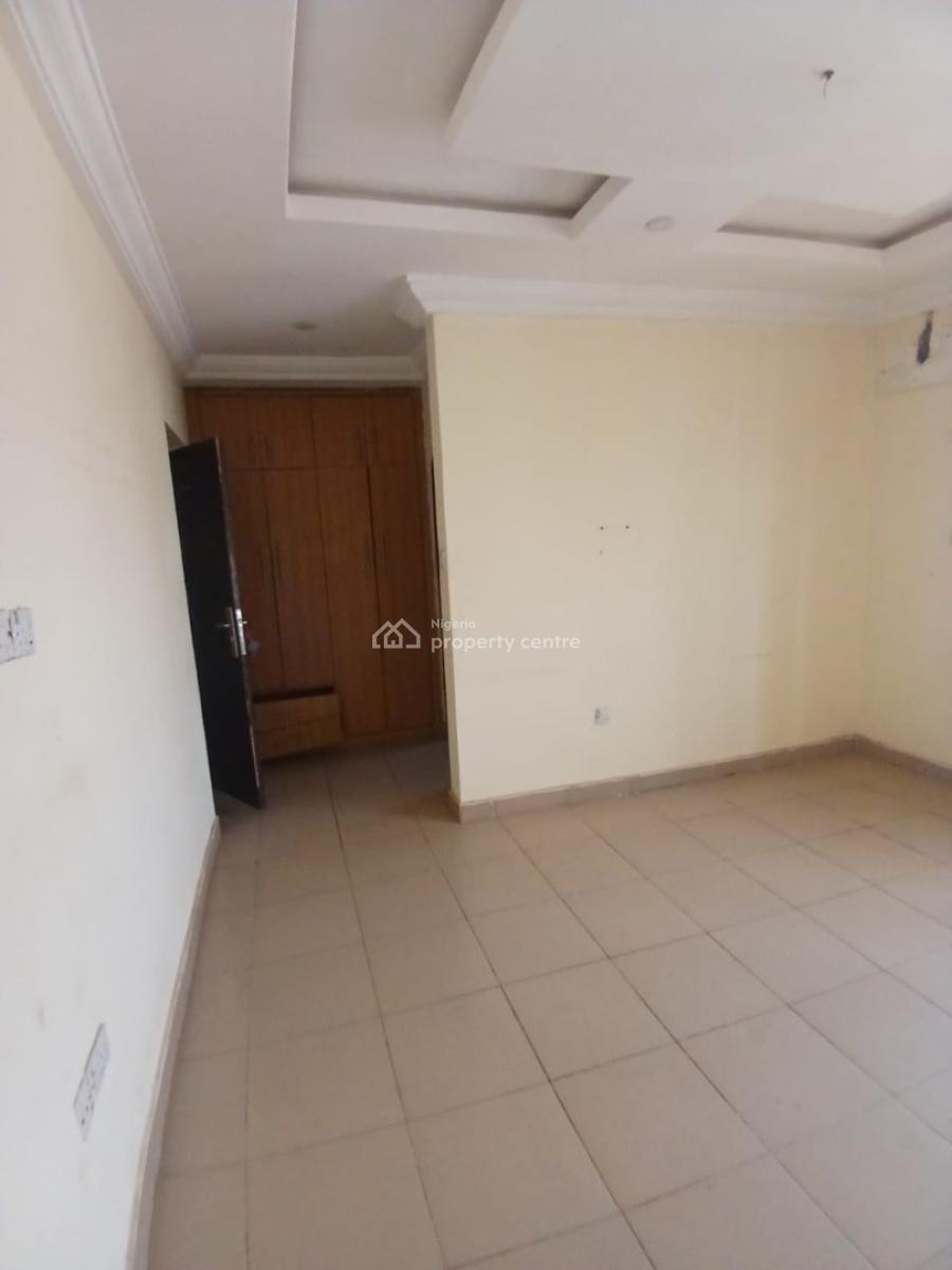 Spacious 3-bedroom Apartment, Close to Bannex Bridge, Mabushi, Abuja, Flat / Apartment for Rent