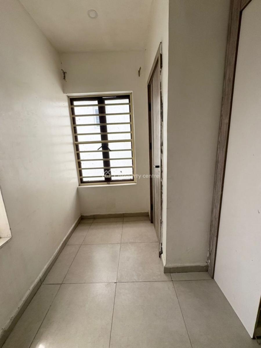 Single Room Upstairs, Lekki, Lagos, Self Contain (single Rooms) for Rent