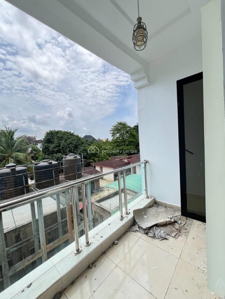 Spacious 4 Bedroom Terrace Duplex Available in Old Ikoyi, Old Ikoyi, Ikoyi, Lagos, Terraced Duplex for Rent