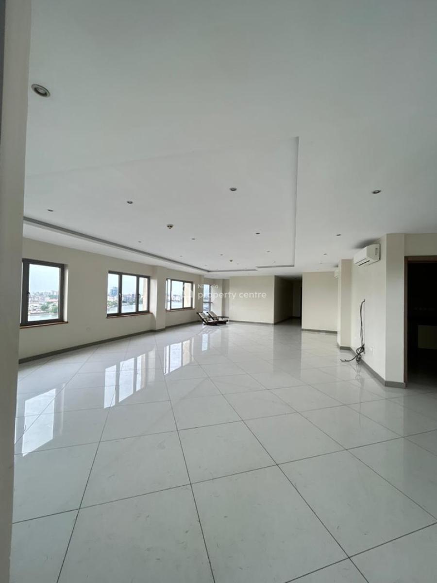 Beautiful 4bedroom Penthouse with 2bqs, Gym and Swimming Pool, Victoria Island (vi), Lagos, Flat / Apartment for Rent