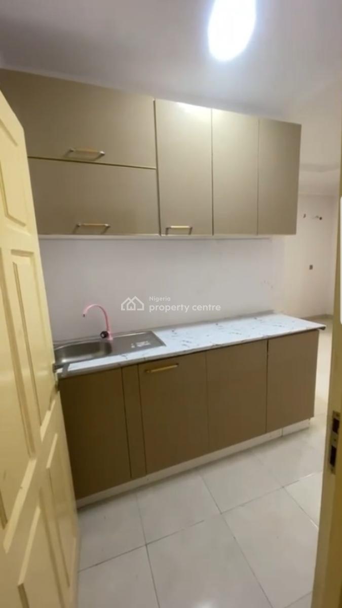 Luxury Studio Appartment with a Proper Kitchenette, Chevron, Lekki, Lagos, Self Contain (single Rooms) for Rent