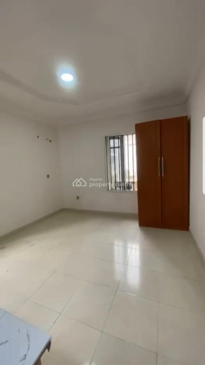 Luxury Studio Appartment with a Proper Kitchenette, Chevron, Lekki, Lagos, Self Contain (single Rooms) for Rent