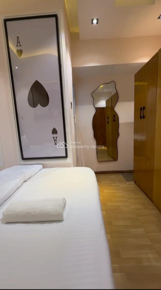 Luxury & Beautifully Furnished 1 Bedroom, Lekki Phase 1, Lekki, Lagos, Flat / Apartment Short Let