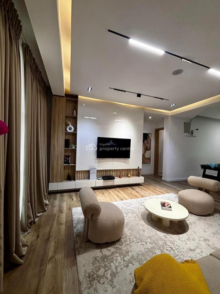 Lovely 2 Bedrooms Apartment with Ps5 and Snooker Board, Hunponu Street, Lekki Phase 1, Lekki, Lagos, Flat / Apartment Short Let