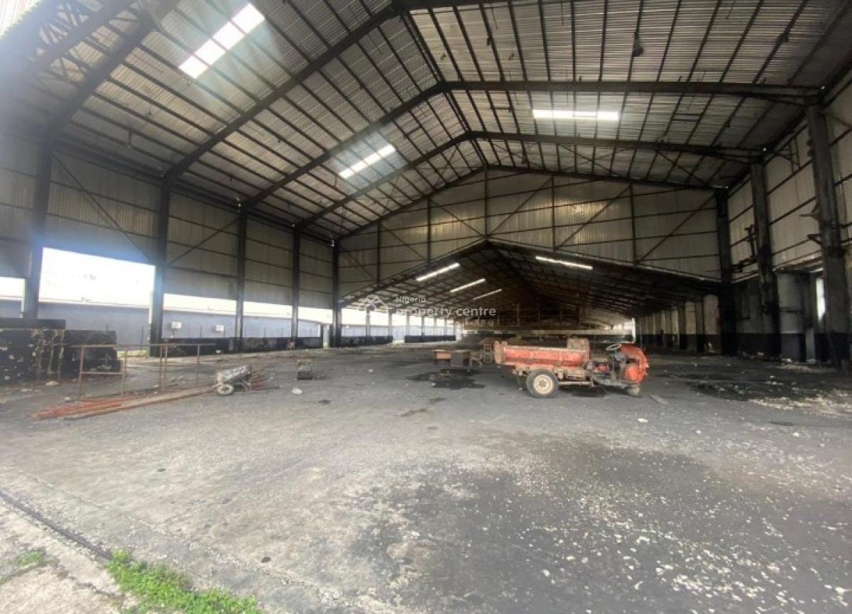 9,500 Sqm Capacity Warehouse in Prime Area, Ikeja, Lagos, Warehouse for Rent